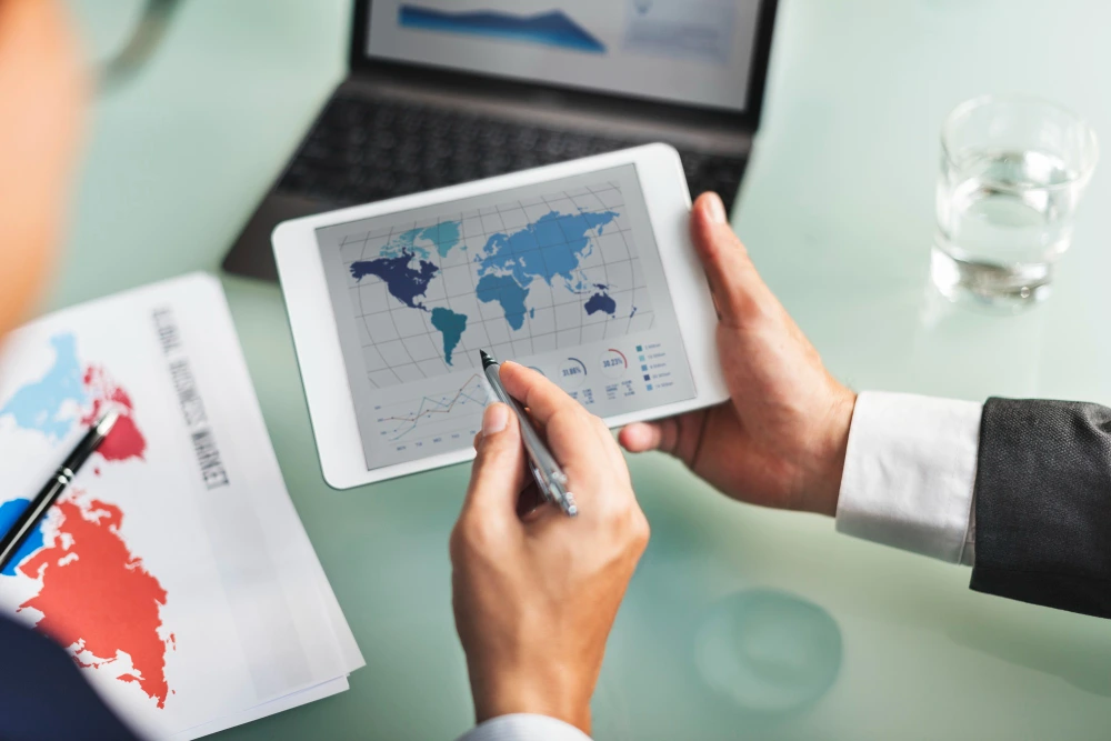 Planning supply chain with a world map